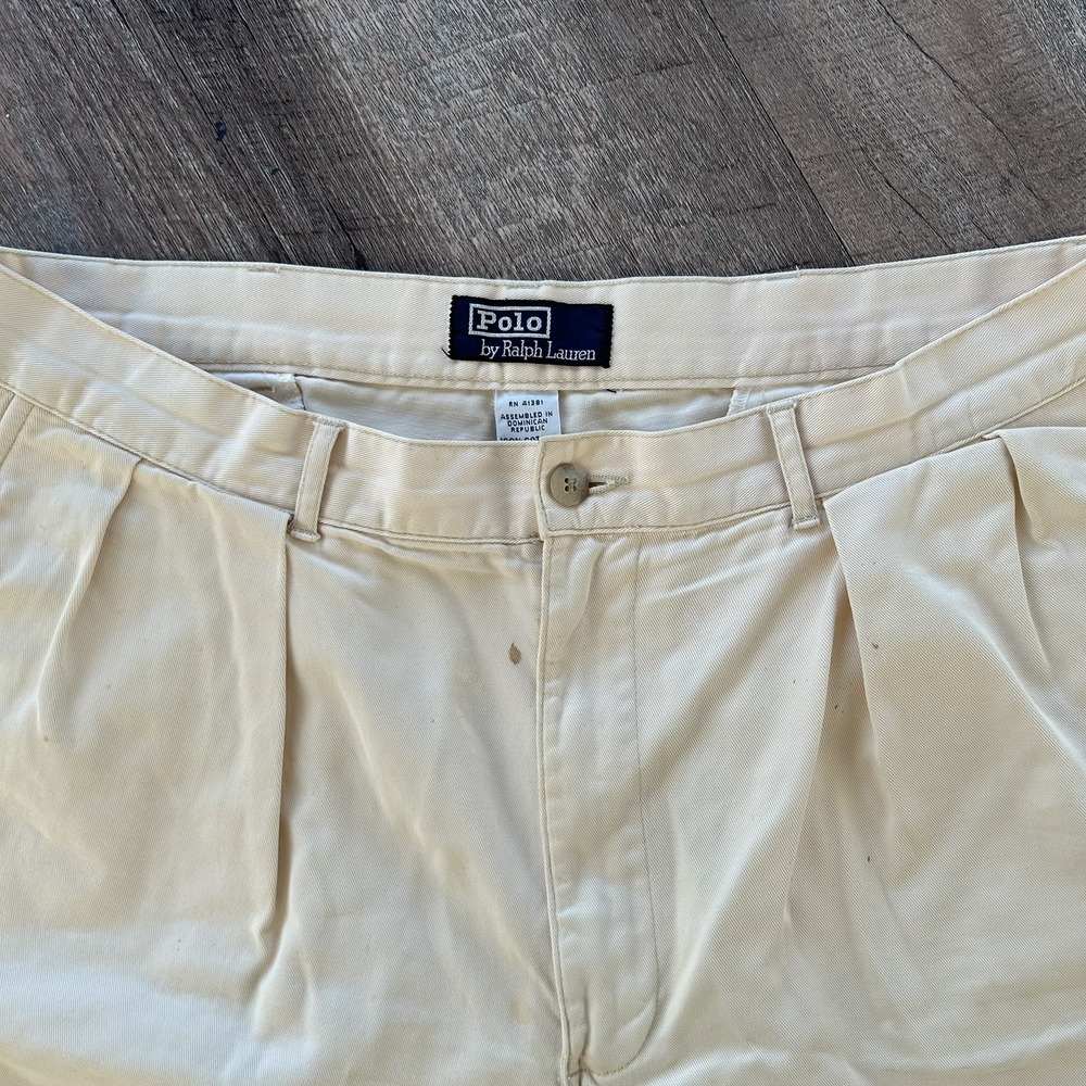 Vintage Polo Ralph Lauren Double Pleated Chino Shorts beige 32 posh old money